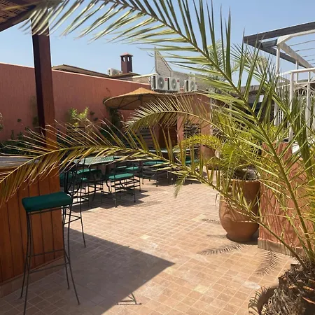 Riad Dihya & Rooftop Pool-2