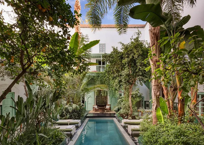 Hotel with view: Riad Kitula